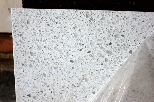 Main-Bathroom-Cambria-Counter-Detail