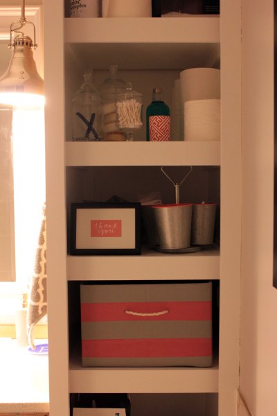 Main-Bathroom-Striped-Box-on-Shelf