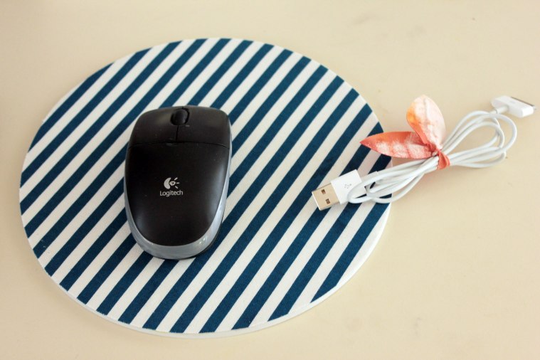 Fabric-Mouse-Pad-and-Twist-Tie