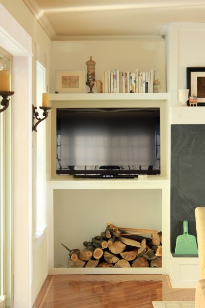 Family-Room-Nook-Photoshopped-with-Painted-Walls