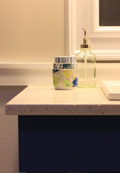 Main-Bathroom-World-Market-Cups