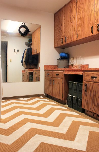 Laundry-Room-from-Door
