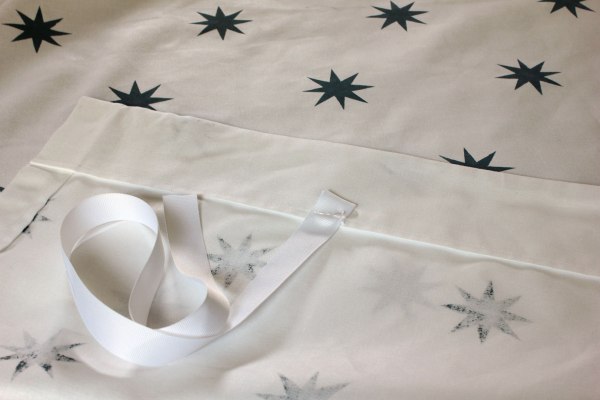 Star-Curtain-Ribbon-Sewing