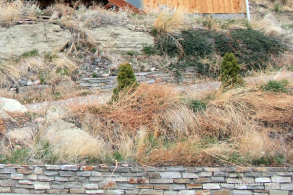 Far-Right-Side-Driveway-April-2012