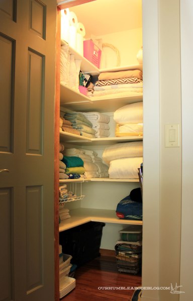Linen-Closet-After-Organization