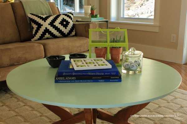 New-Coffee-Table-in-Family-Room-Top-Detail
