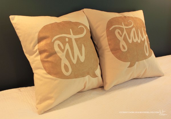 Natural-and-Gold-Sit-and-Stay-Pillows