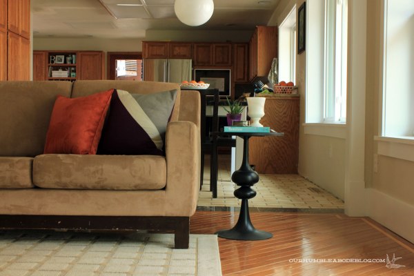 Black-Side-Table-Before-Gold