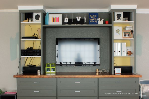 Christmas-Home-Tour-Entertainment-Center