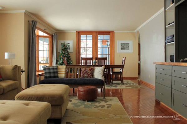 Dining-Table-and-Living-Room-from-Stairs