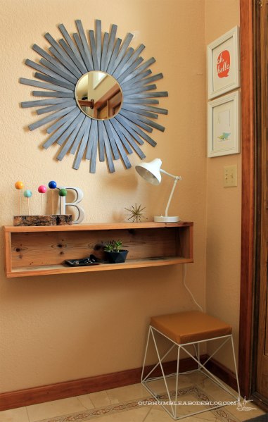 Entry-Console-with-Ottoman