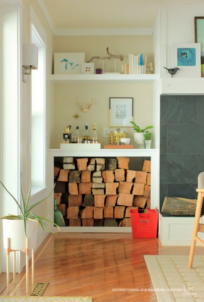 Driftwood-Sculpture-on-Shelf-in-Family-Room