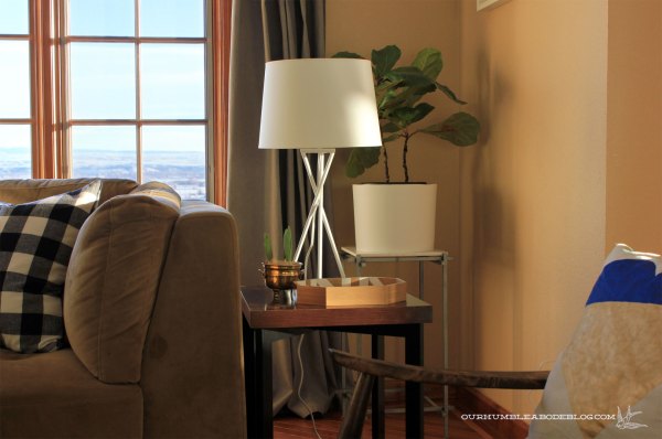 Isosceles-Table-Lamp-Finished-in-Living-Room