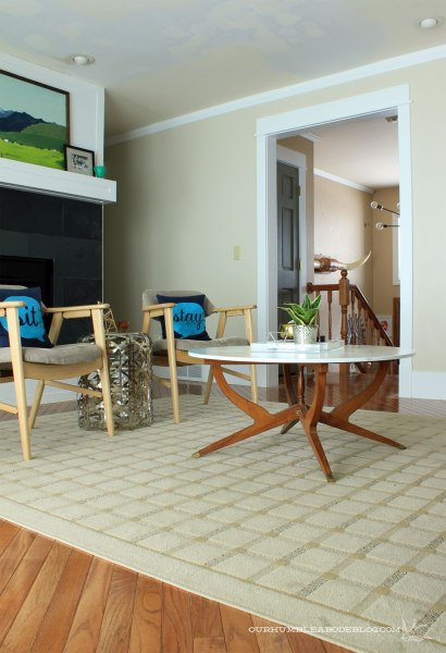Faux-Marble-Table-Top-Toward-Entry