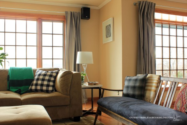 Honed-Marble-End-Table-Top-Left-Side-of-Living-Room