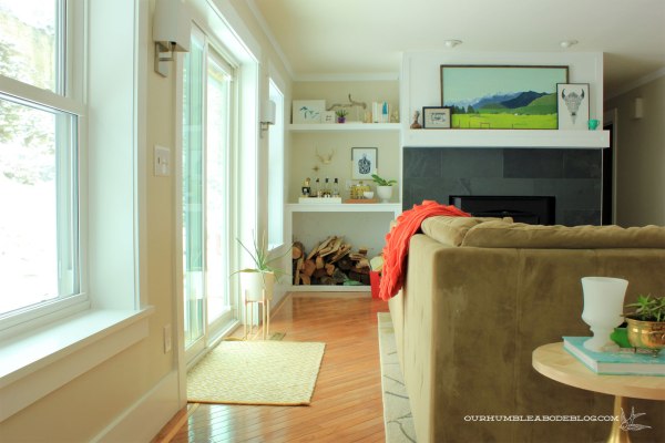 Sectional-in-Family-Room-Walking-Space