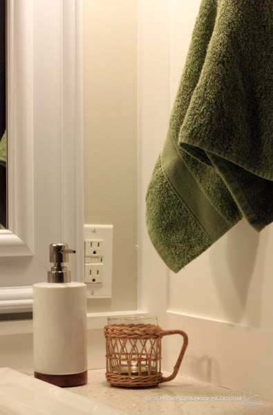 Main-Bathroom-Soap-and-Cup-Detail