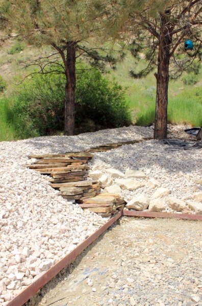 Stacked-Stone-Steps-and-Walk-to-Deck