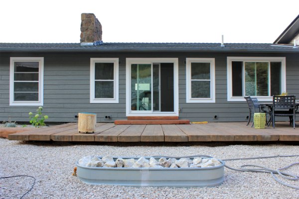 Painting-Siding-Back-Finished