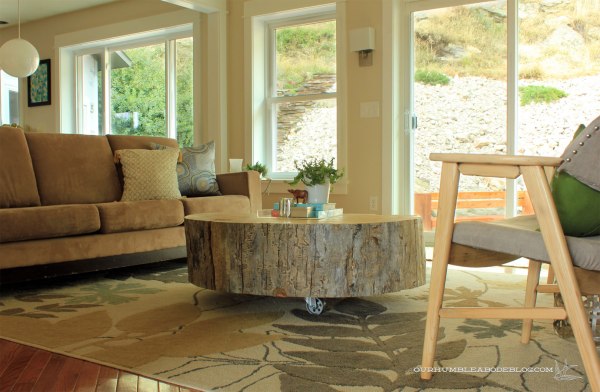 Stump-Coffee-Table-in-Family-Room-Toward-Doors