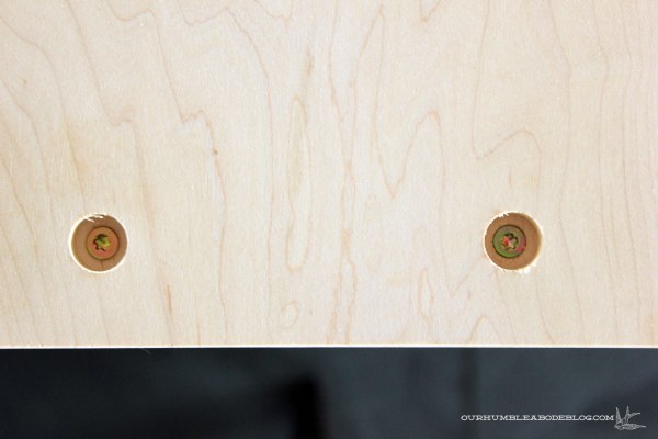 Bar-Top-Exposed-Screws