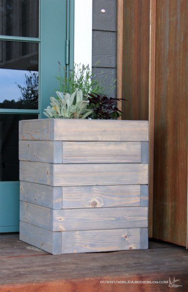 Square-Planter-Box-Filled-by-Front