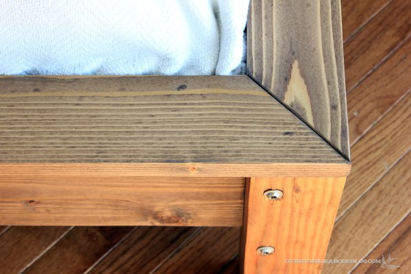 King-Bed-Frame-Finished-Corner-Detail