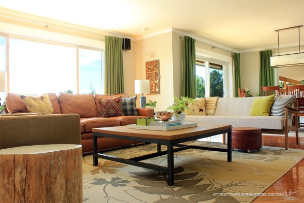 Living-Room-with-Leather-Sofa