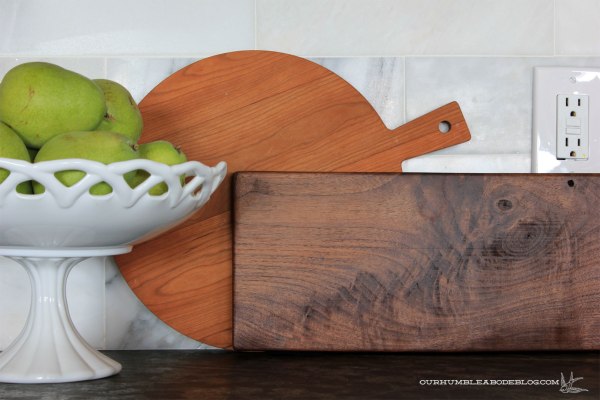 Long-Narrow-Cutting-Board-End-Detail