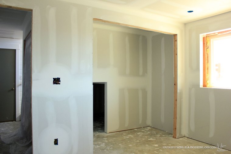 Basement-Bedroom-Closet-Sheetrock
