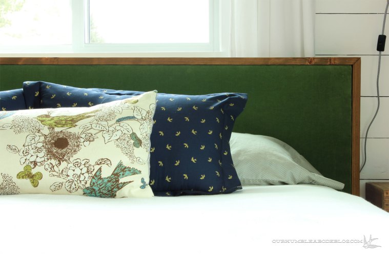 blue-pillow-sham-right-side