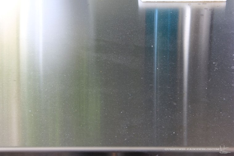 stainless-steel-counters-dust