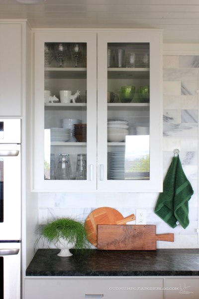 kitchen-cabinet-upper