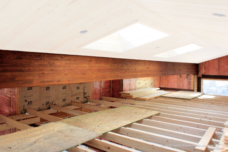 pool-house-beam-stained-with-white-ceiling