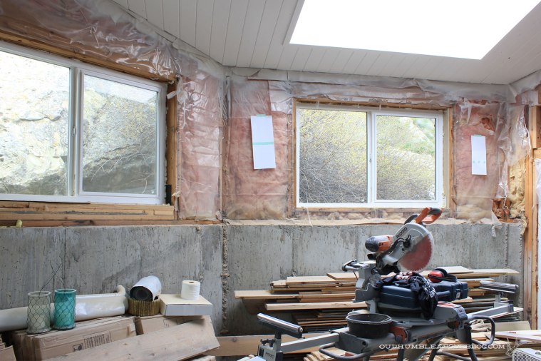 Pool-House-April-Progress-Kitchen-Windows