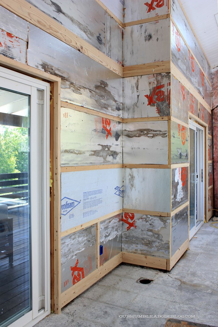 Pool-House-Front-Wall-Studs-and-Insulation