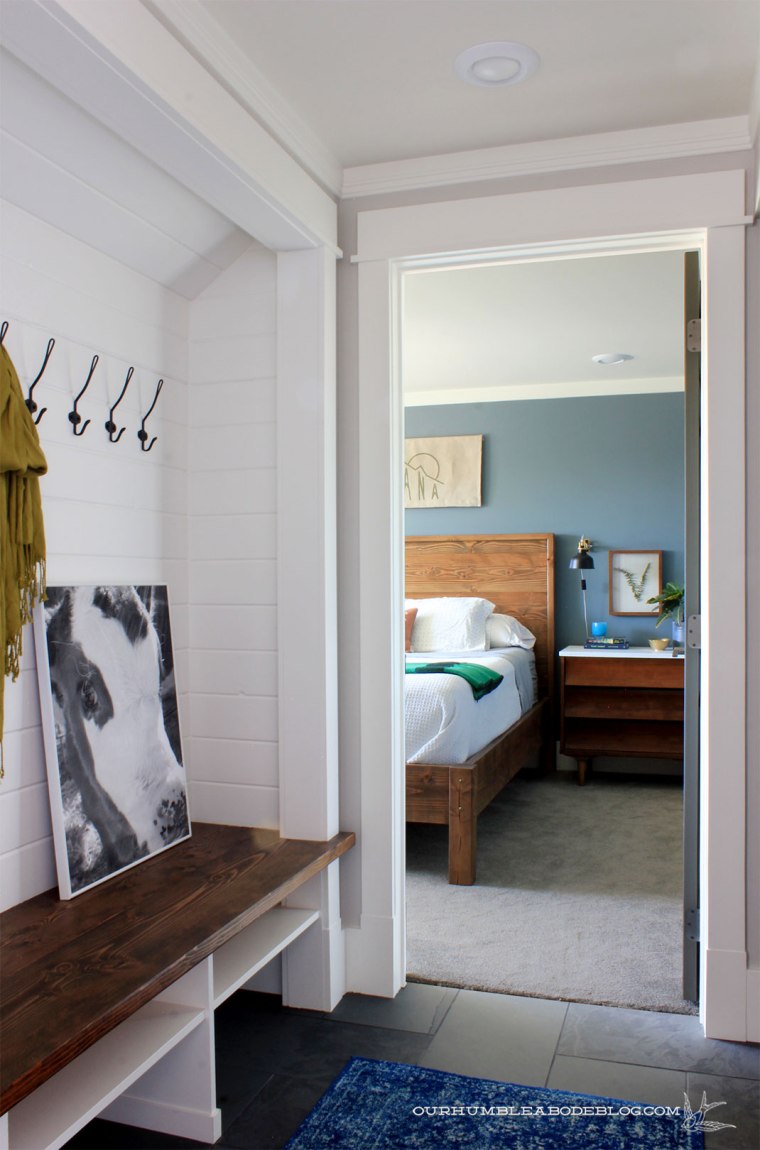 Montana-Flag-Art-in-Bedroom-from-Garage