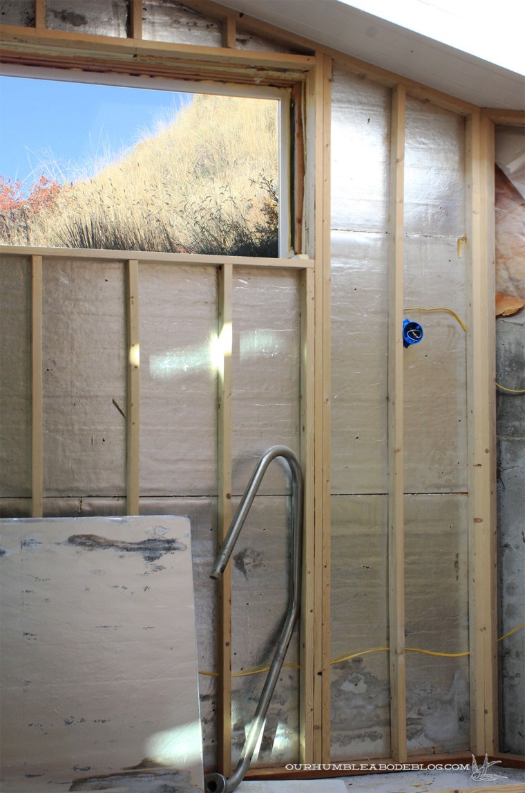 Pool-House-Electrical-Hot-Tub-Side