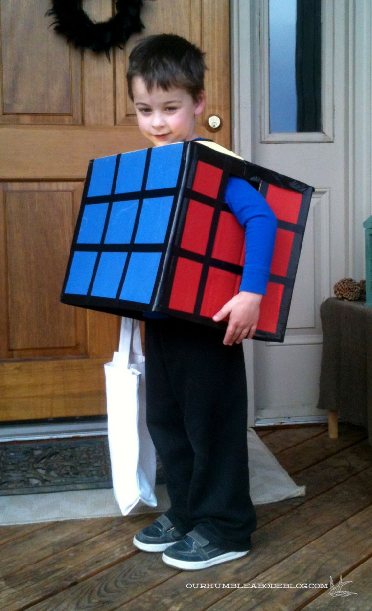 Rubiks-Cube-Costume