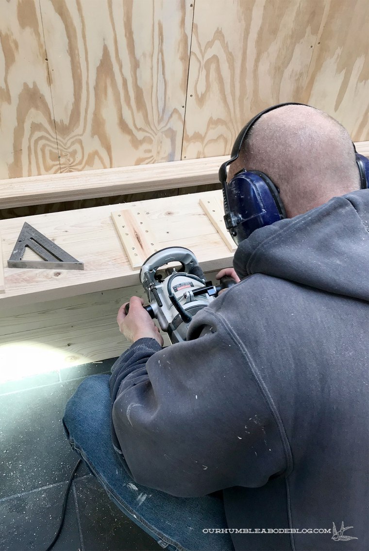 Built-in-Bench-Angled-Bench-Hinge-Router