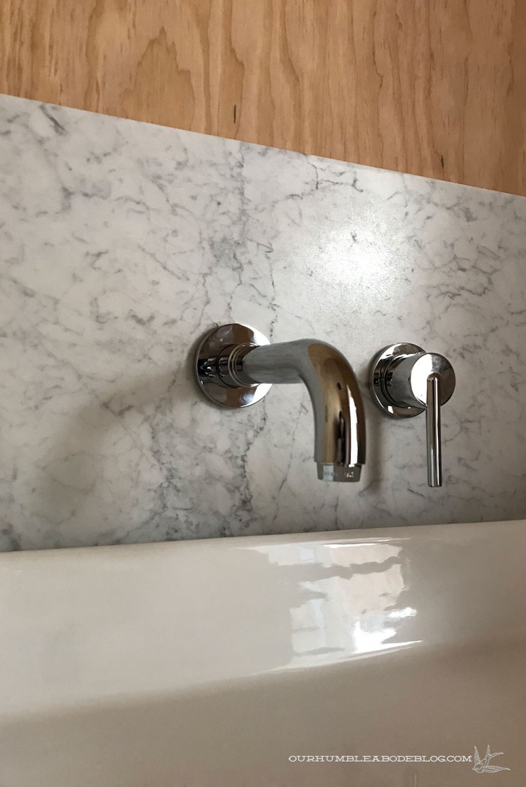 Pool-House-Bath-Marble-Backsplash-Sheen-Detail