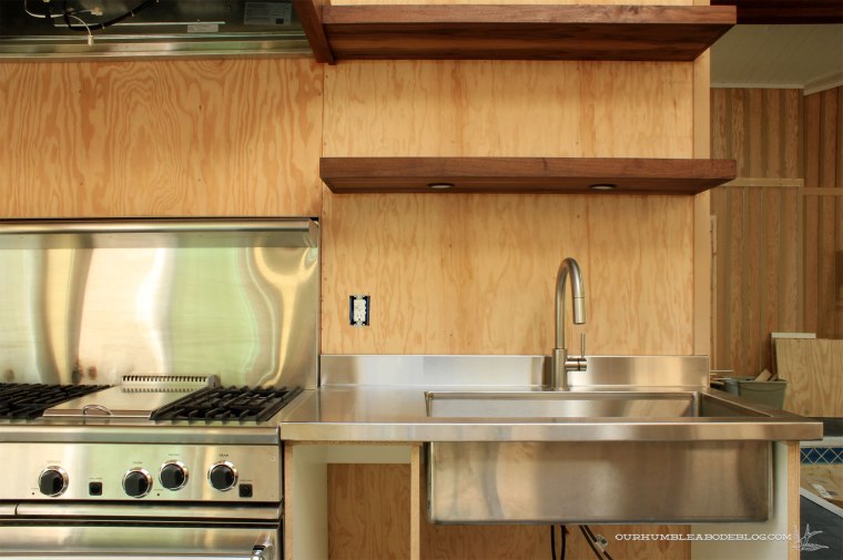 Pool-House-Kitchen-Stainless-Countertops-Sink-and-Range