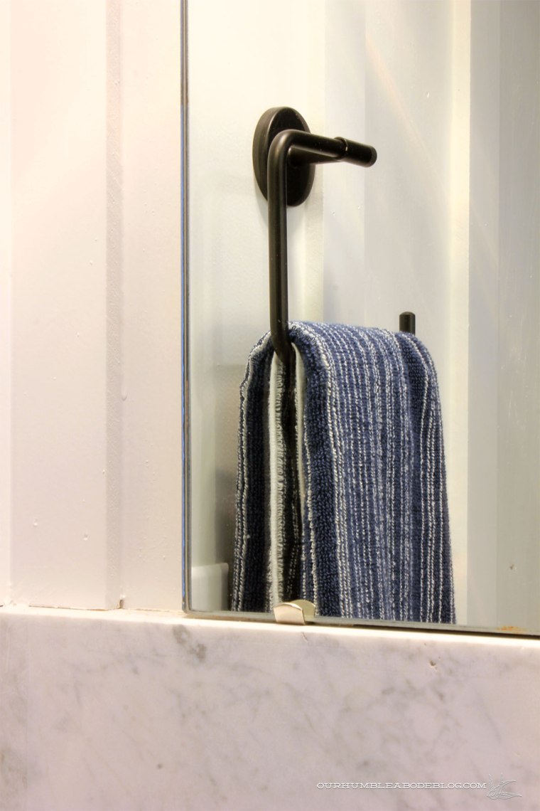 Pool-House-Finished-Bathroom-Mirror-Clip-Detail