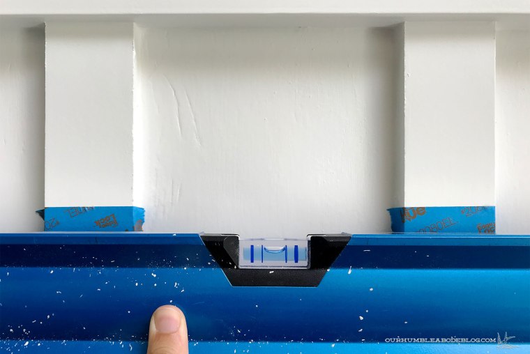 Pool-House-Hanging-Hooks-Level-Detail