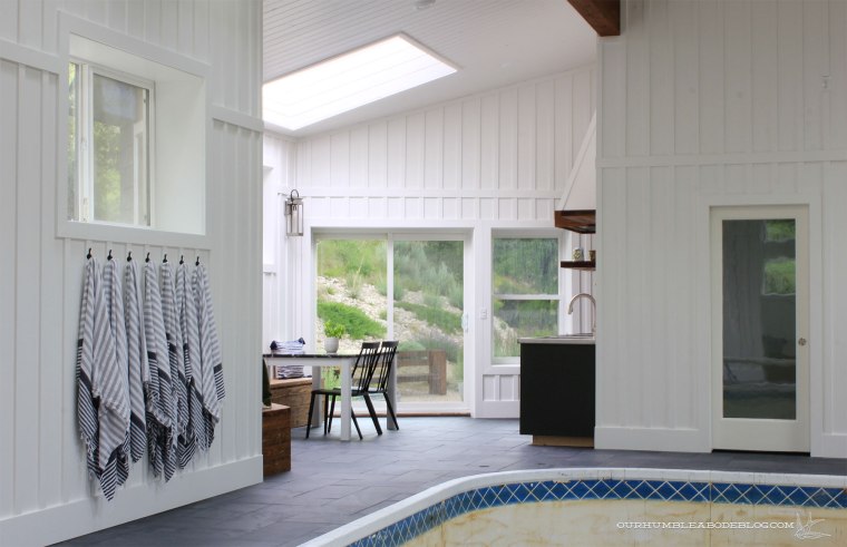 Pool-House-Kitchen-from-Pool-End