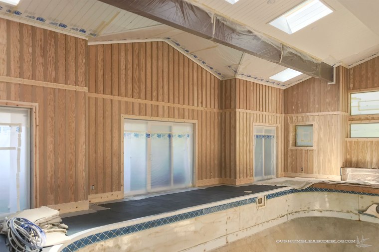 Priming-Pool-House-Walls-Masked-Room