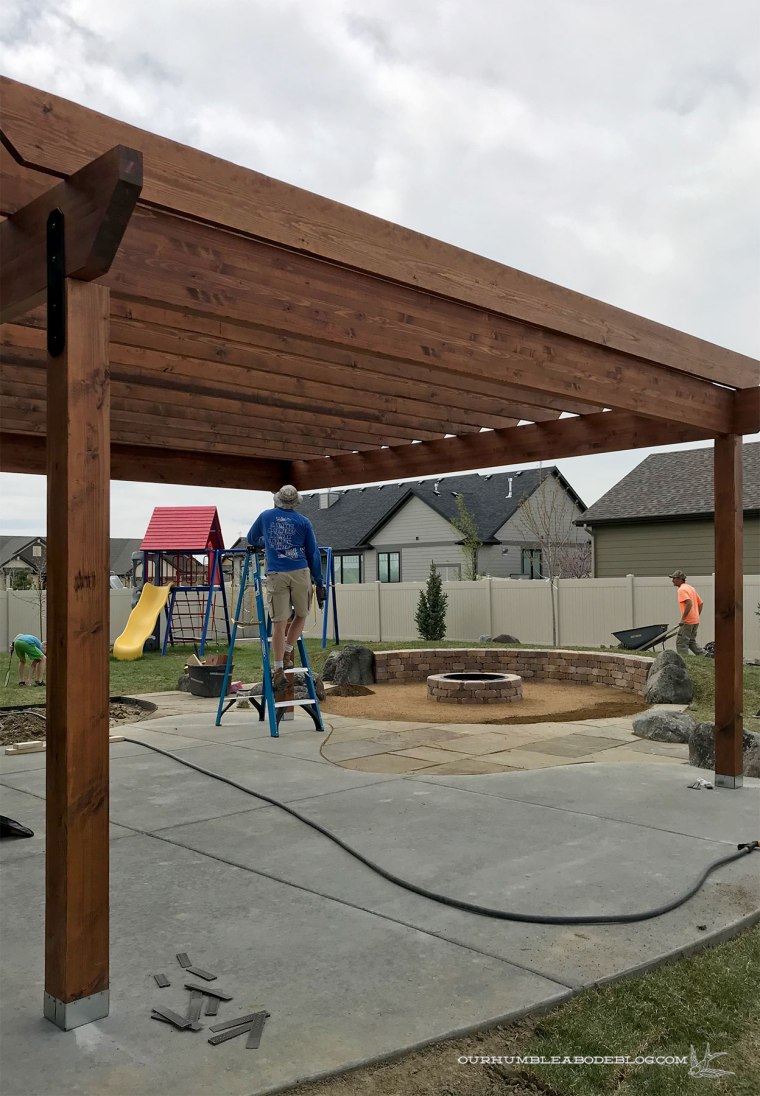 Pergola-Building-Joists-Up