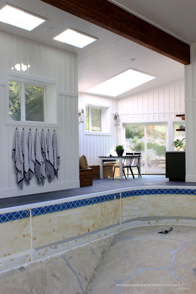 Pool-House-Patched-Cracks-in-Pool