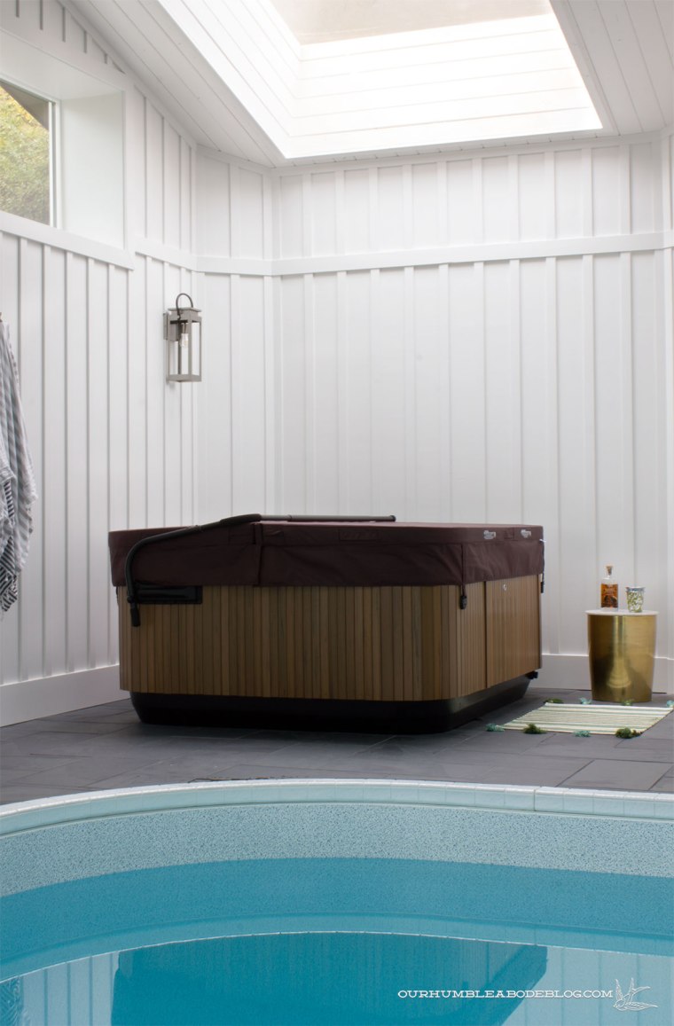 Pool-House-Finished-Hot-Tub