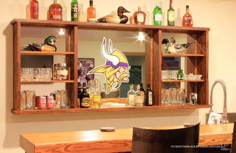 Rustic-Bar-Display-Shelf-Detail